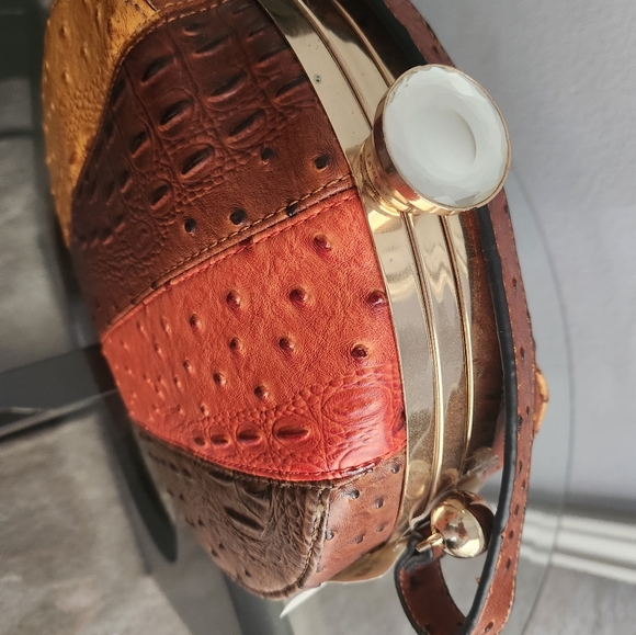 Multi color purse - Picture 2 of 3